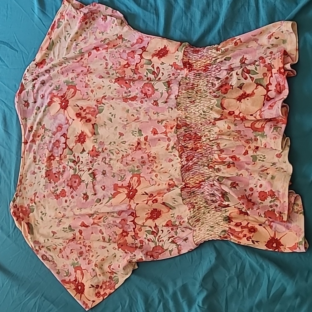 Lavish Top - Picture 6 of 6